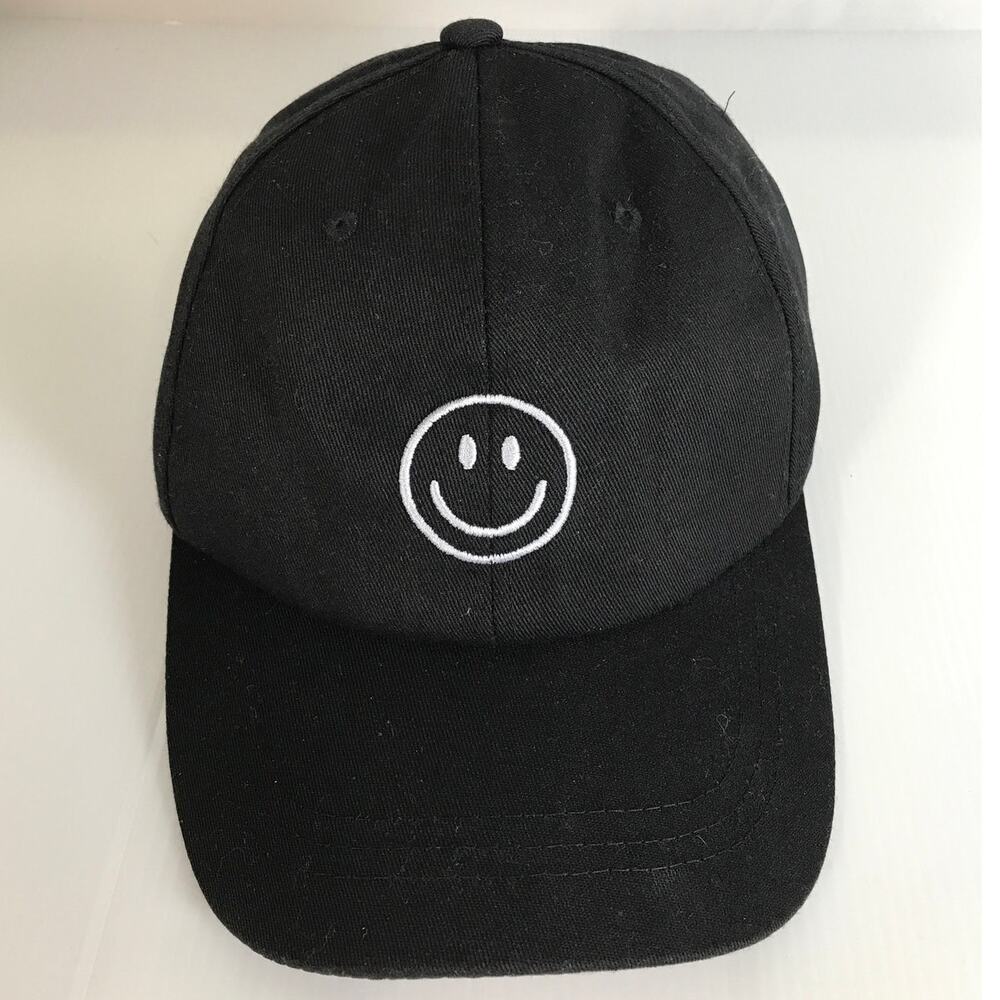 Black Dad Style Embroidered White Smiley Face Minimalist Men Baseball Cap